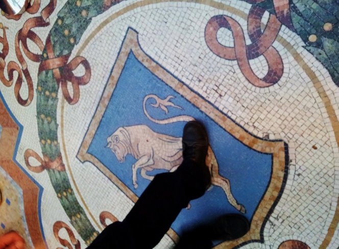 Legend of MilanItaly-spinning on the bull