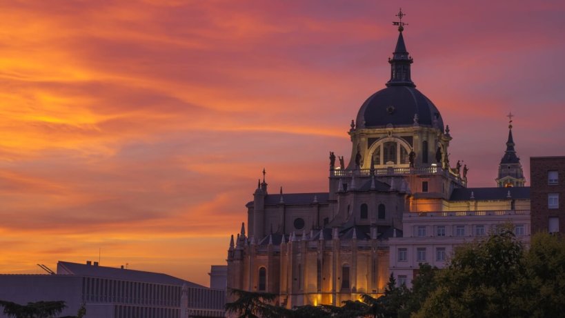 Volunteer in Spain- teach english