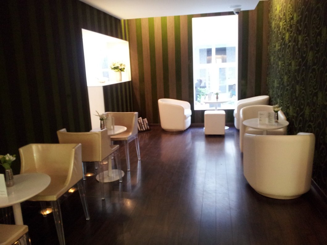 Bercy square hotel in 12th district,Paris
